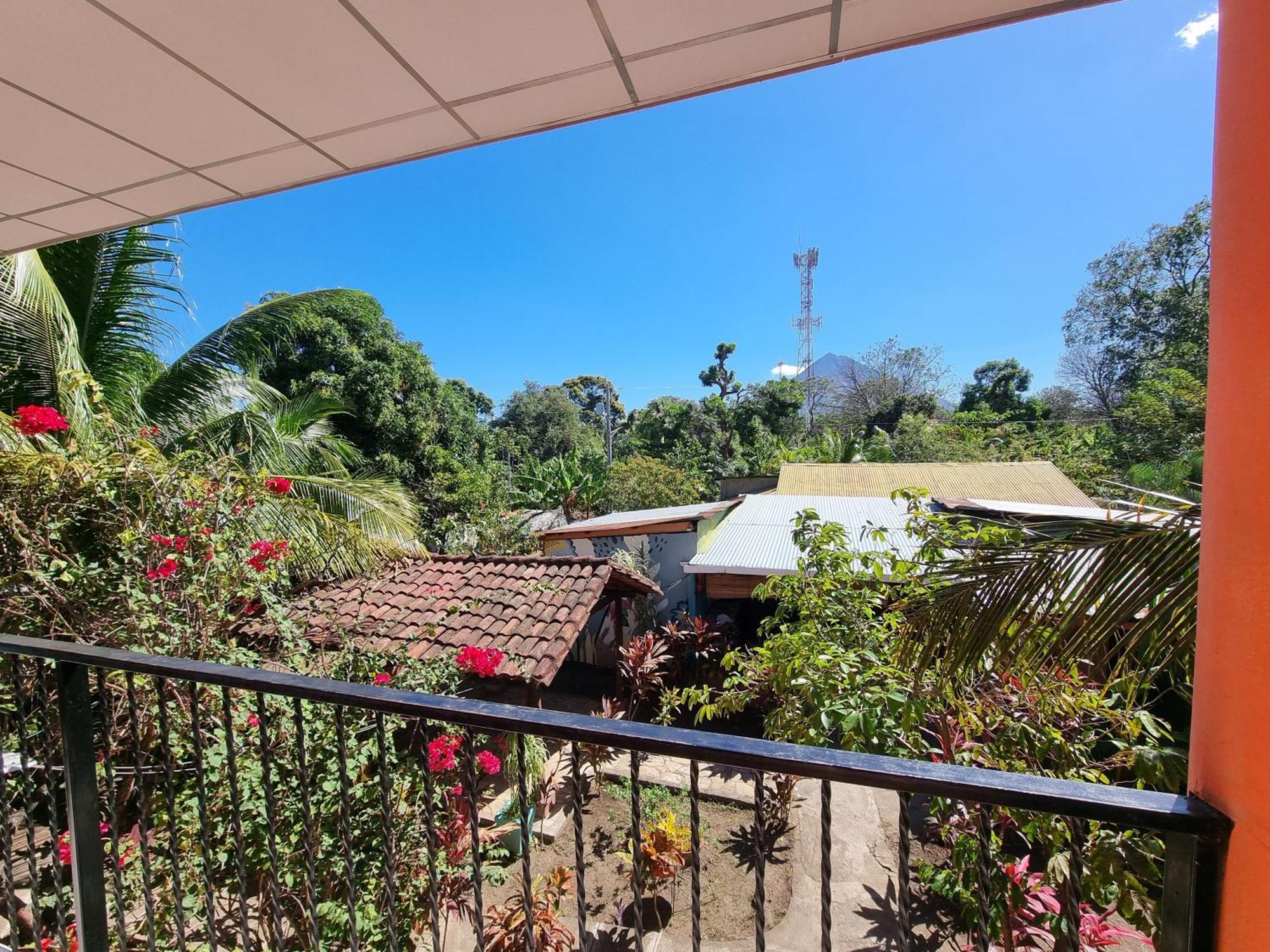 Ometepe House Bed & Breakfast Moyogalpa Exterior photo