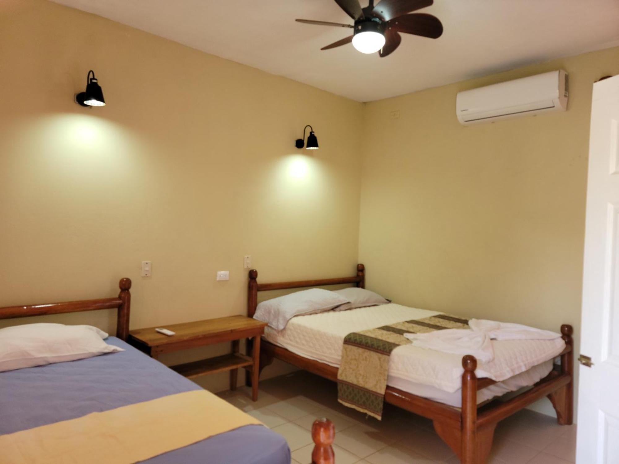 Ometepe House Bed & Breakfast Moyogalpa Exterior photo
