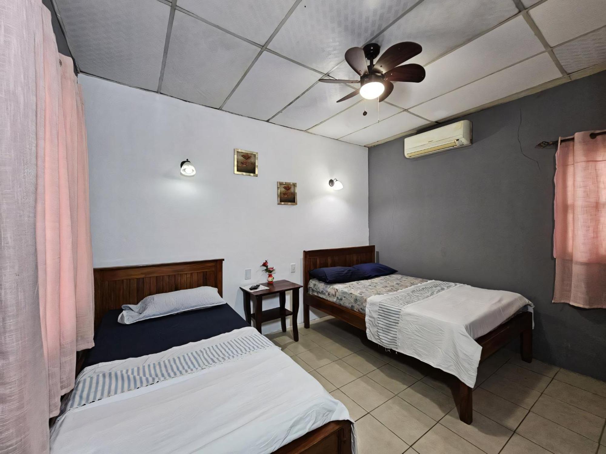 Ometepe House Bed & Breakfast Moyogalpa Exterior photo