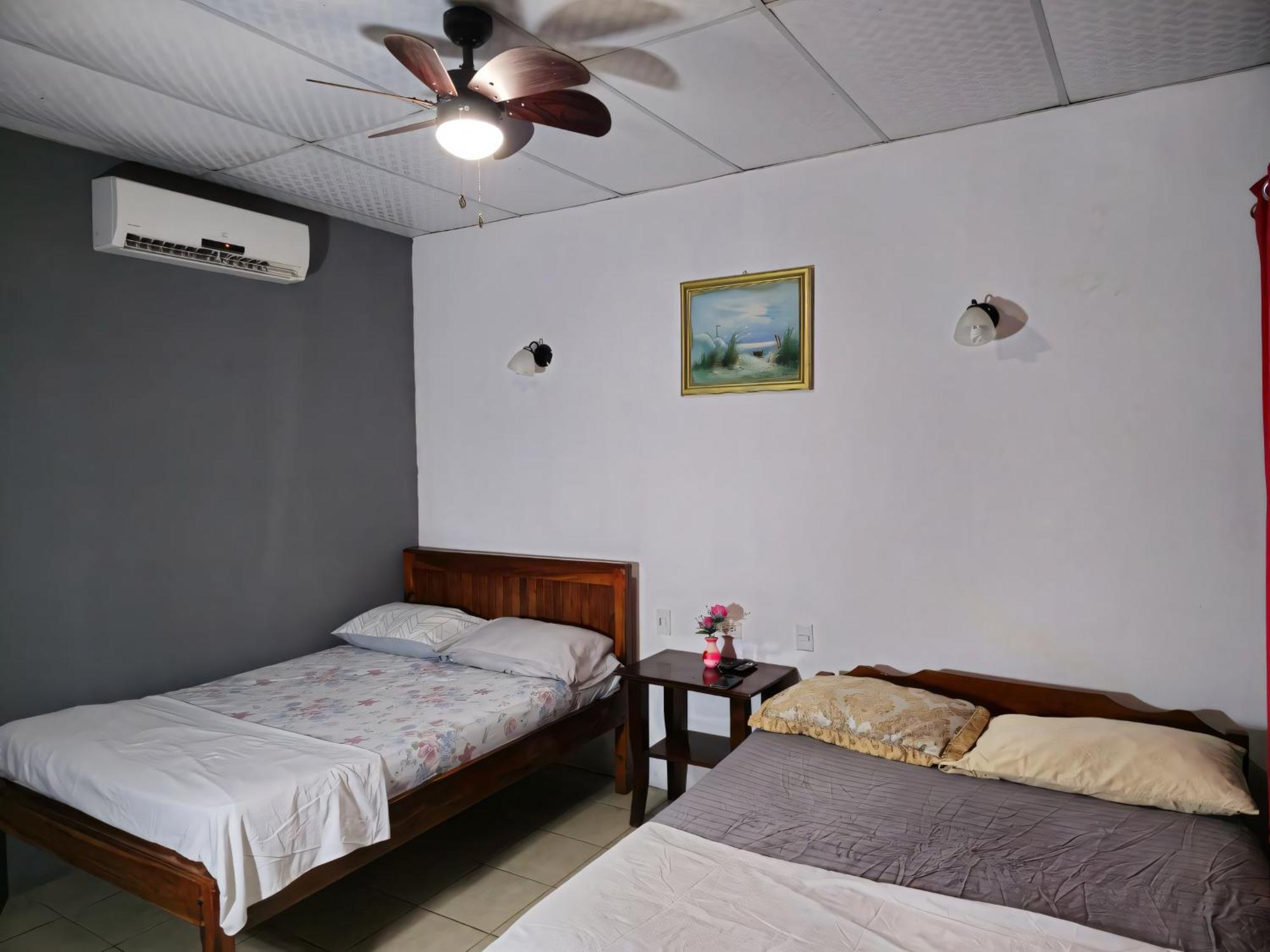 Ometepe House Bed & Breakfast Moyogalpa Exterior photo